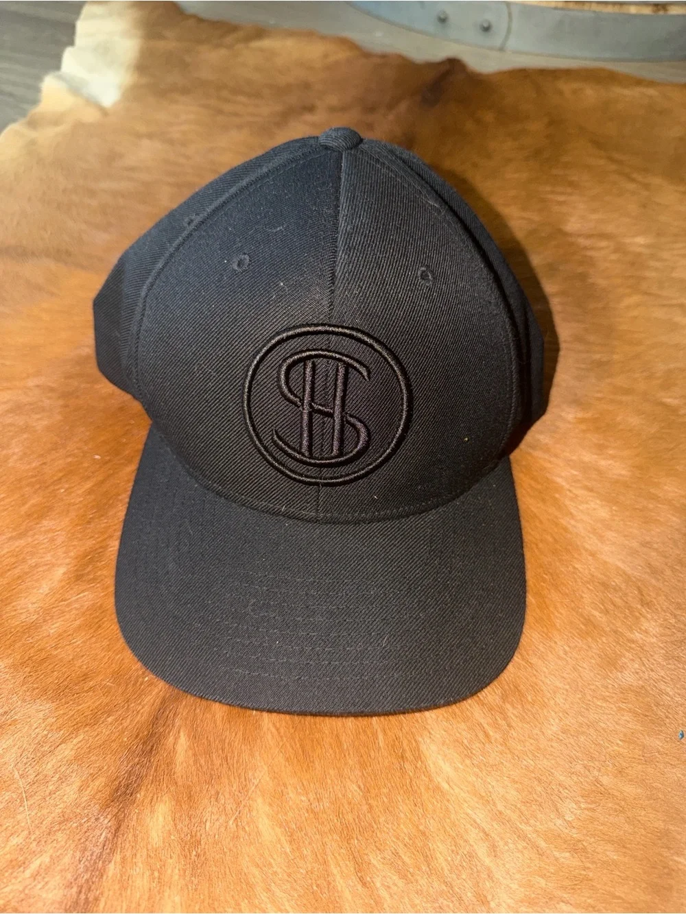 SAM HUNT SIGNATURE CAP - BLACK